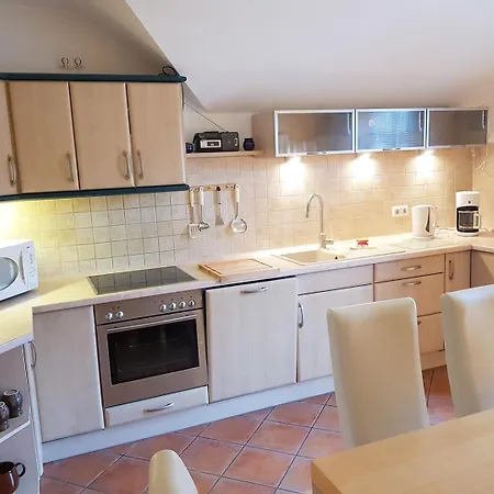 Strandstrasse 30 - 15-09