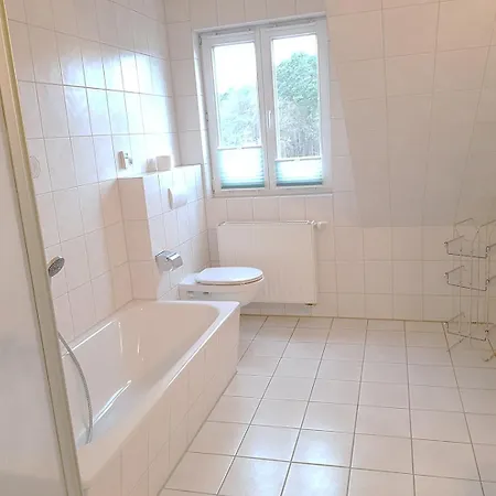 Strandstrasse 30 - 15-09 *